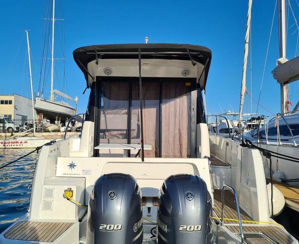 Jeanneau Merry Fisher 895