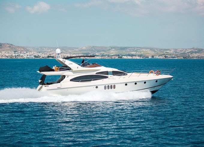 Azimut 68