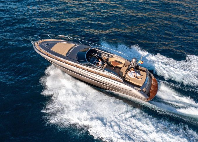 Riva Rivale 52