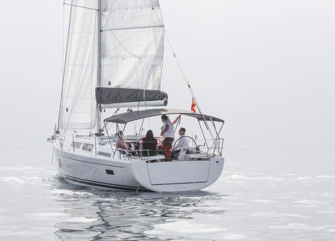 Hanse 388