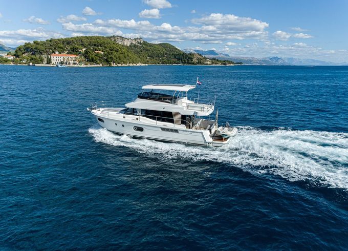 Beneteau Swift Trawler 48