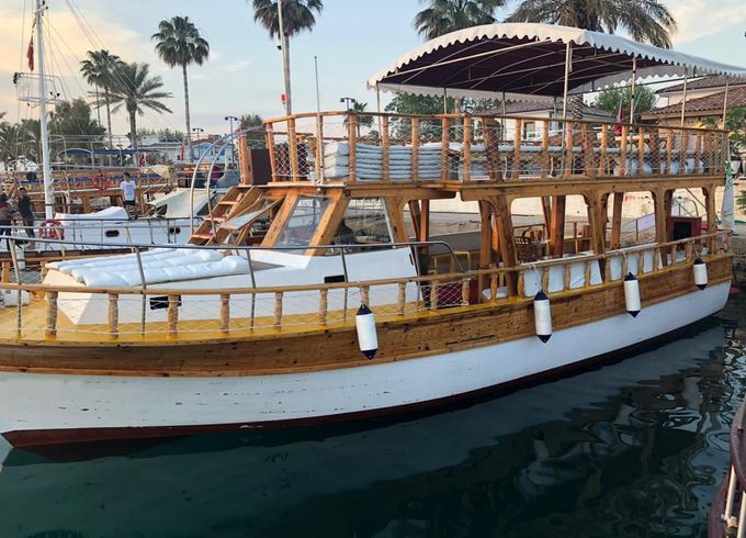 Custom Yacht
