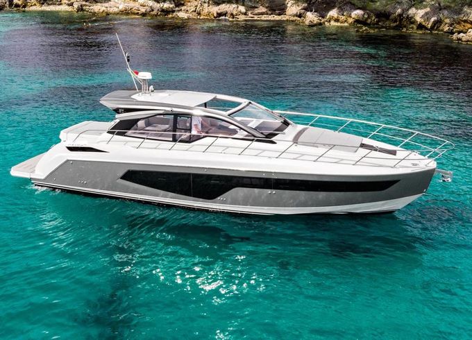 Azimut 51