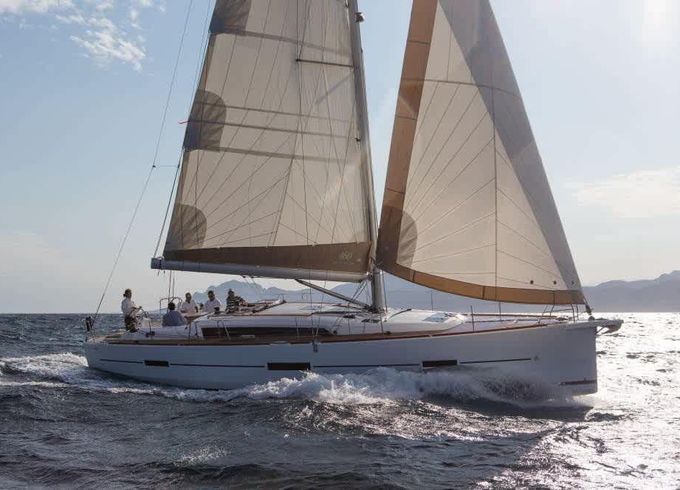 Dufour 460