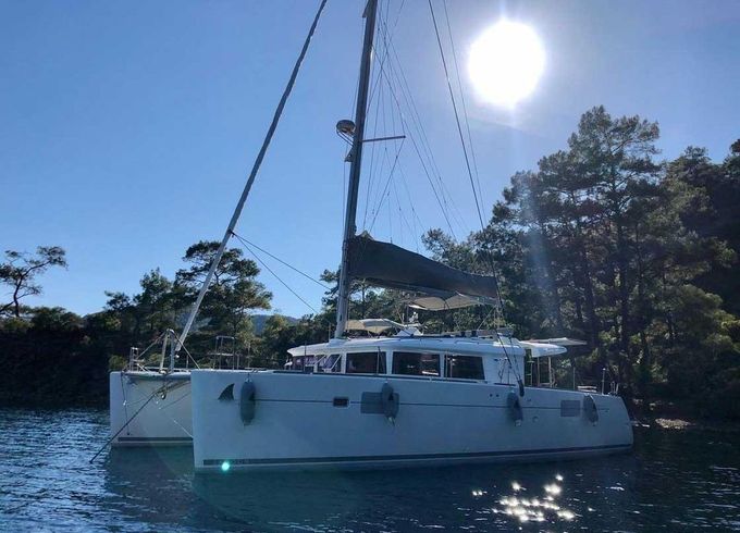 Lagoon 45