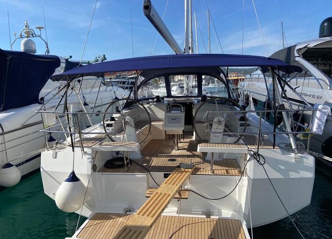 Bavaria C42