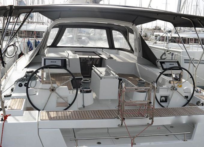 Beneteau Oceanis 55