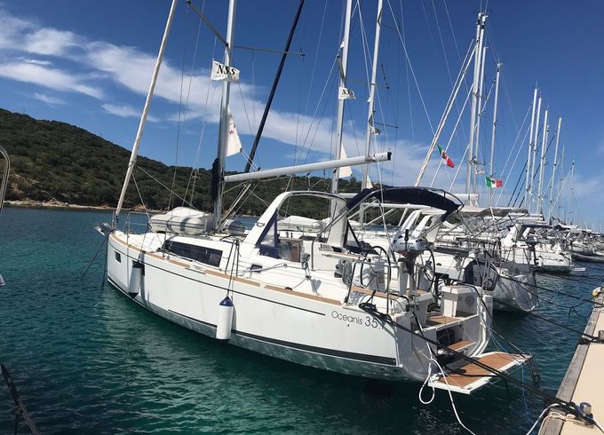 Beneteau Oceanis 35.1