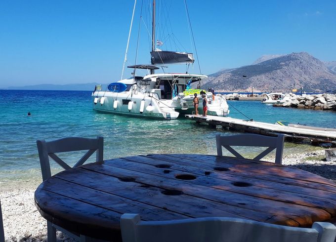 Lagoon 42