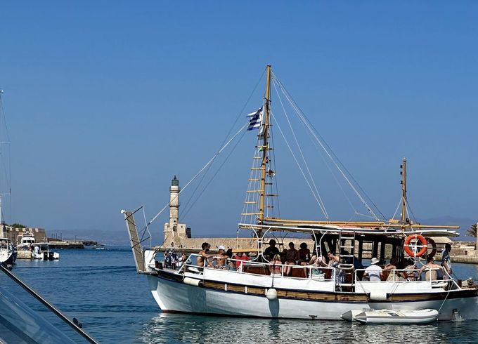 Traditional Trechantiri 39