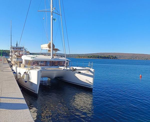 Lagoon 400 S2