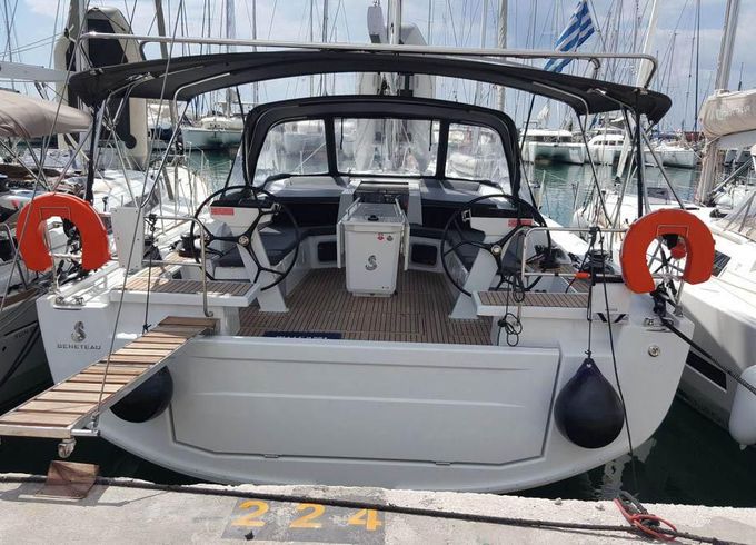 Beneteau Oceanis 51.1