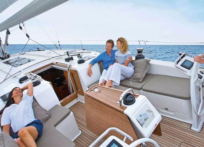 Bavaria Cruiser 51