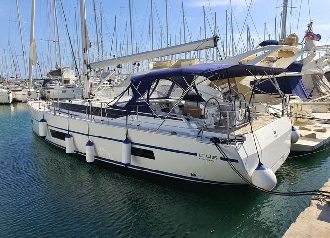 Bavaria Holiday C45