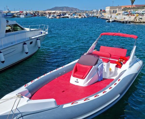 Master Gommone di 8 metri con moto300