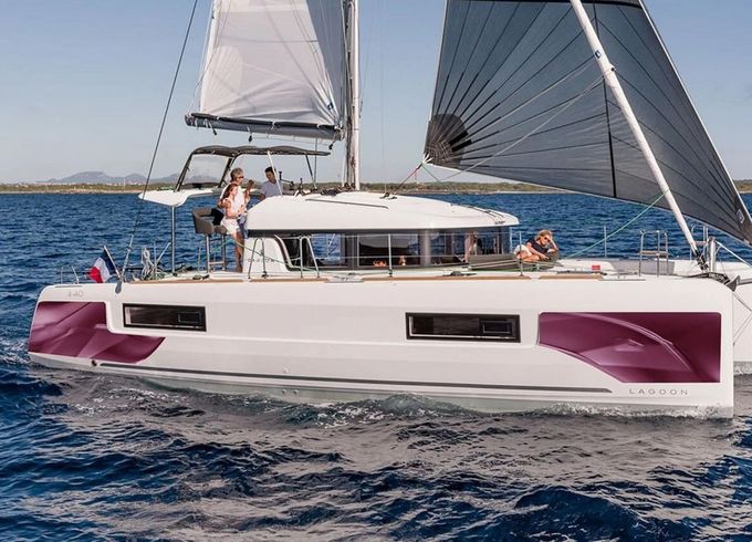 Lagoon 40