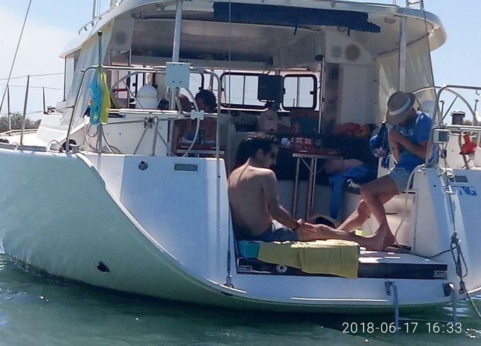 Dufour Atoll 43