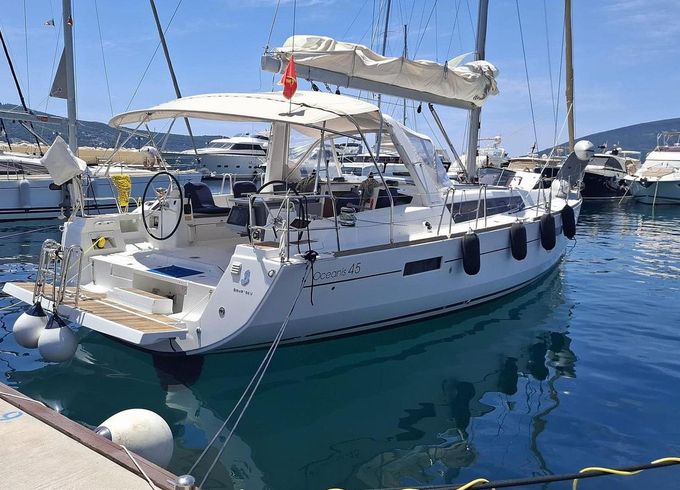 Beneteau Oceanis 45