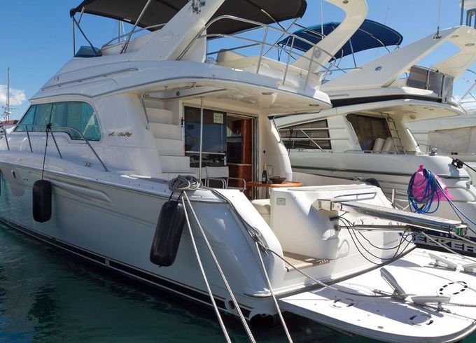 Sea Ray 52