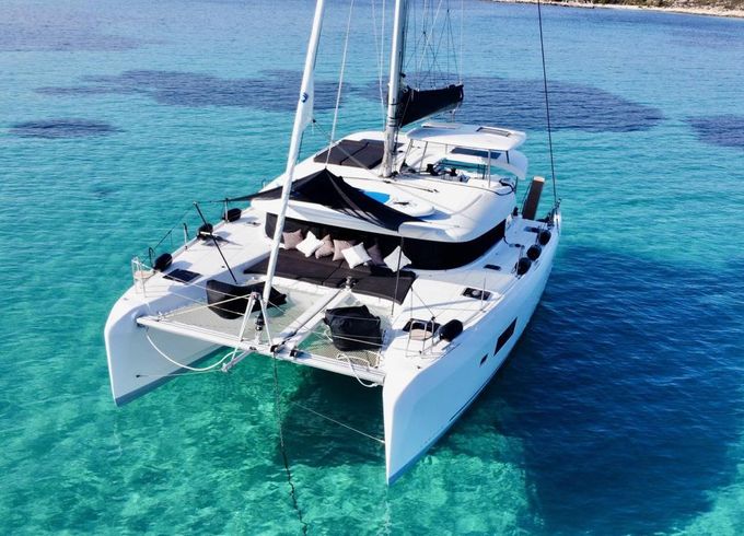 Lagoon 42