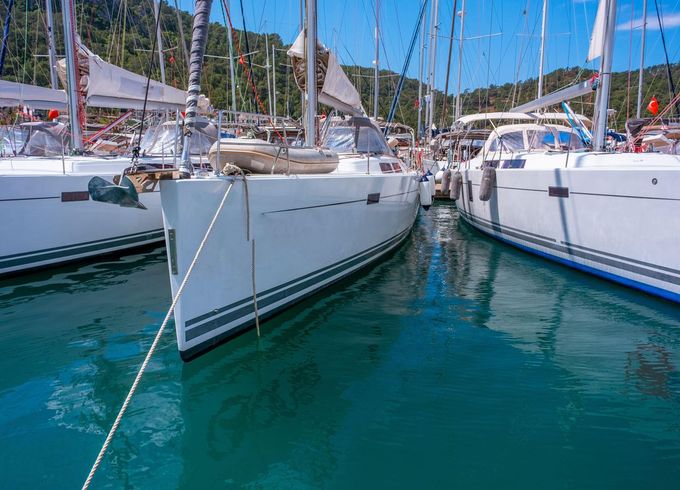 Hanse 445