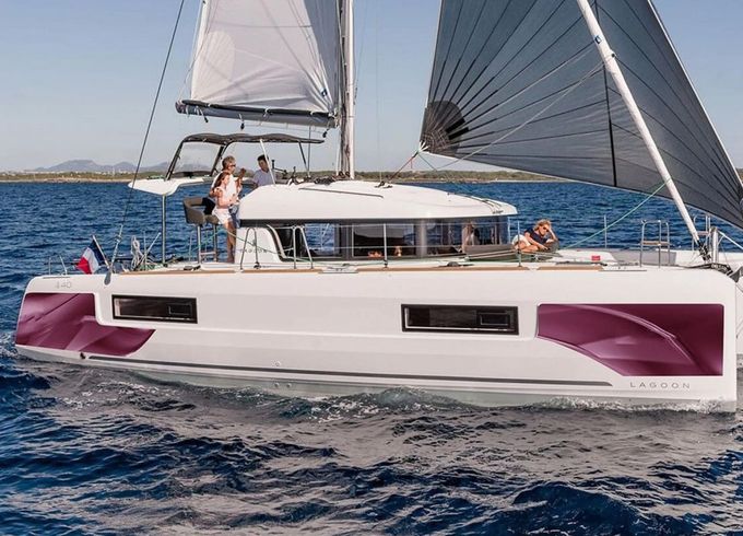 Lagoon 40