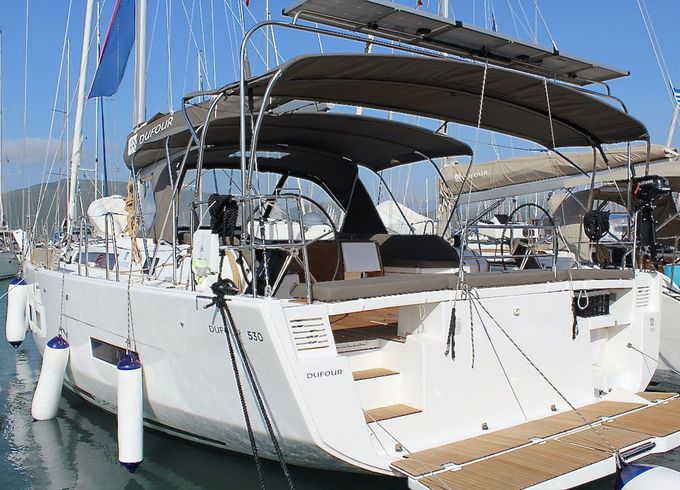 Dufour 530