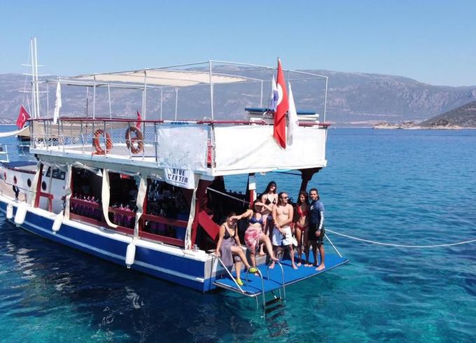 Custom Wooden Diving Boat