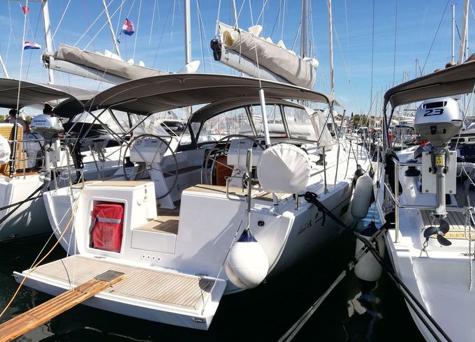 Hanse 455