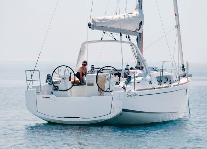 Beneteau Oceanis 35