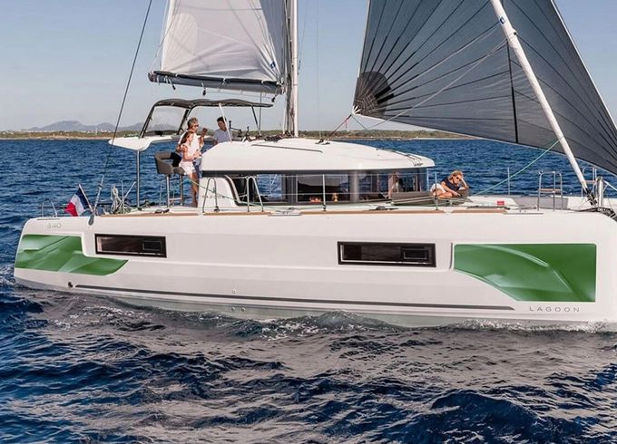 Lagoon 40