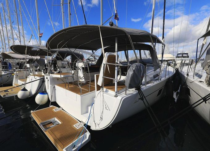Hanse 508