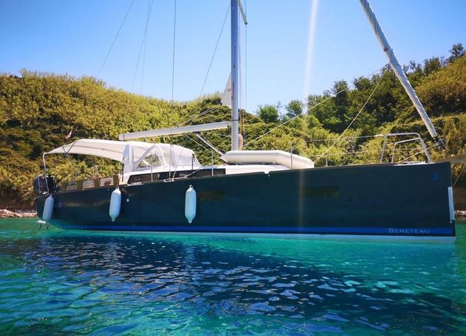 Beneteau Oceanis 38