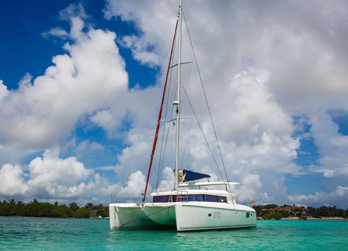 Lagoon 42