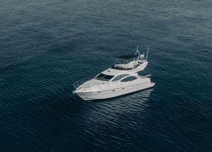 Azimut 43