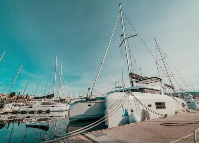 Lagoon 42