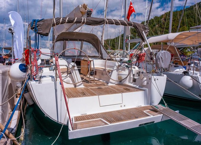 Hanse 445