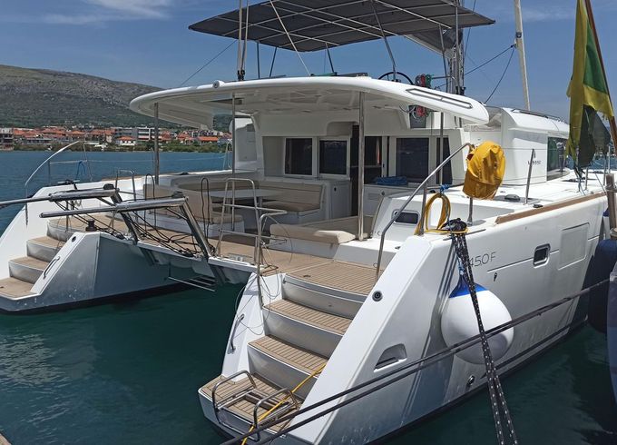 Lagoon 450 F Luxury