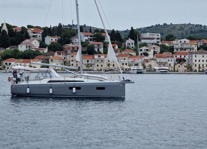 Beneteau Oceanis 34.1