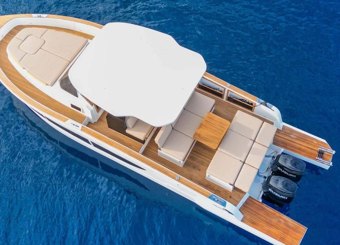 Azimut A40