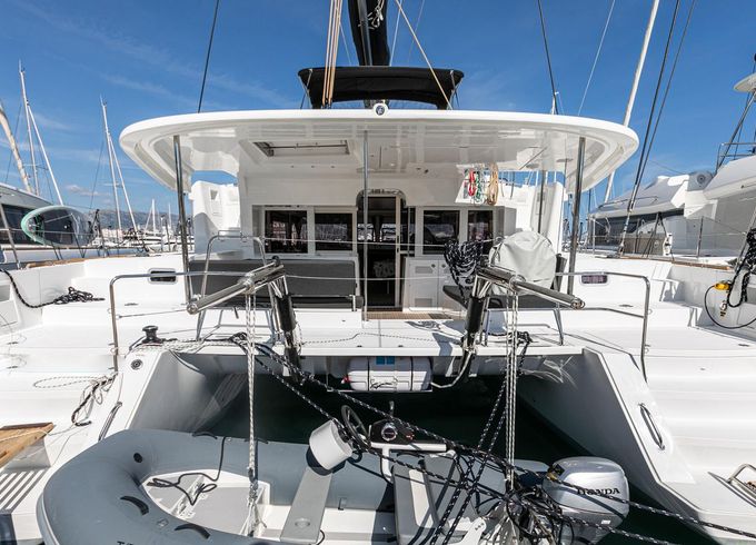 Lagoon 450 F