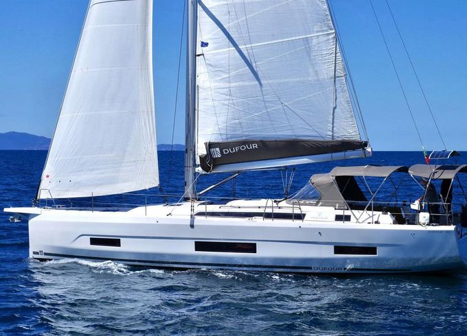 Dufour 470