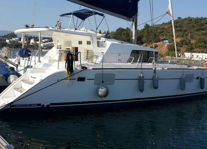 Lagoon 440