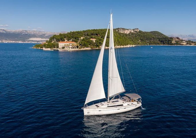 Bavaria 42