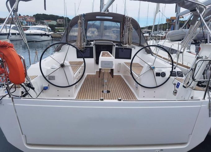Dufour 382 Grand Large