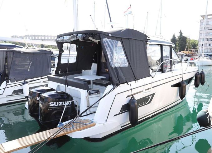 Jeanneau Merry Fisher 895