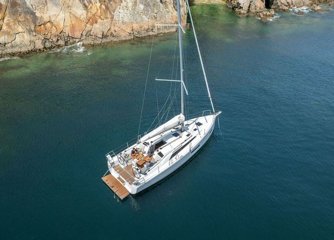Beneteau Oceanis 37.1