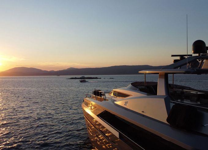 M/Y 131