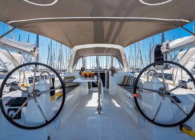 Beneteau Oceanis 38.1