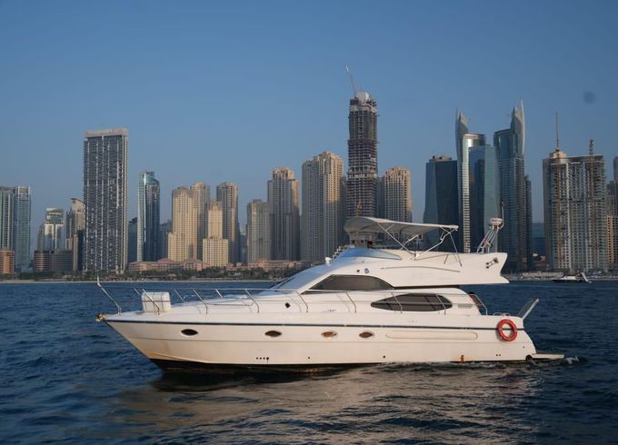 M/Y Motoryacht 53 (2018)